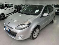 Argento Usata 2009 Renault Clio III Luxe Tre volumi | 4900 € (Buon prezzo)
