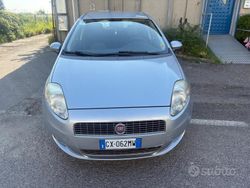 Grigio Usata 2008 Fiat Grande Punto Active Due volumi | 2900 € (Buon prezzo)