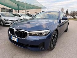 Blu/azzurro Usata 2020 BMW 520 Luxury Line Station wagon | 28.990 € (Buon prezzo)