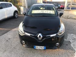 Nero Usata 2013 Renault Clio IV Tre volumi | 7799 €