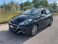 Nero Usata 2019 Peugeot 208 Active Due volumi | 7400 € (Super prezzo)