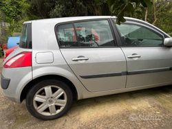Usata 2005 Renault Mégane II | 2500 €