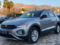 Argento Usata 2025 VW T-Roc Life SUV | 27.900 € (Buon prezzo)