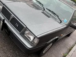 Usata 1988 Lancia Prisma Tre volumi | 4500 €