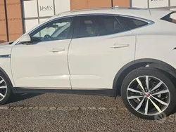 Bianco Usata 2018 Jaguar E-Pace S SUV | 23.000 € (Buon prezzo)