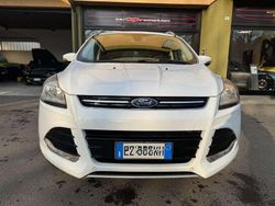 Bianco Usata 2015 Ford Kuga S SUV | 10.490 € (Buon prezzo)