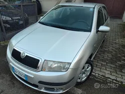 Usata 2006 Skoda Fabia Tre volumi | 1500 € (Buon prezzo)