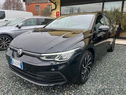 Nero Usata 2023 VW Golf Life Tre volumi | 22.400 € (Buon prezzo)