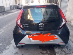 Nero Usata 2021 Toyota Aygo Connect Style Due volumi | 11.000 € (Buon prezzo)