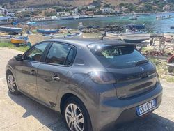 Grigio Usata 2020 Peugeot 208 Active Due volumi | 11.999 € (Buon prezzo)