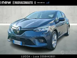 Grigio scuro Usata 2020 Renault Clio V Intens Tre volumi | 12.700 € (Buon prezzo)