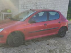 Rosso Usata 1999 Peugeot 206 Due volumi | 1000 € (Buon prezzo)
