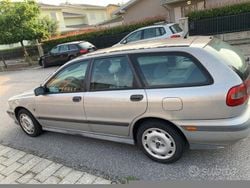 Grigio Usata 1997 Volvo V40 Station wagon | 250 €