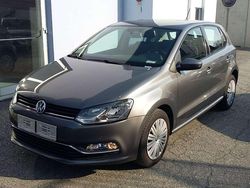 Grigio Usata 2016 VW Polo Comfortline Tre volumi | 10.490 € (Molto cara)