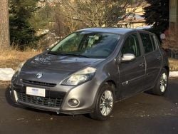 Grigio Usata 2011 Renault Clio II Tre volumi | 4200 € (Cara)