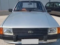 Usata 1981 Ford Escort Tre volumi | 3900 €
