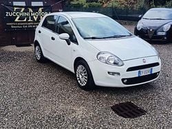 Bianco Usata 2015 Fiat Punto Lounge Tre volumi | 3990 € (Ottimo prezzo)