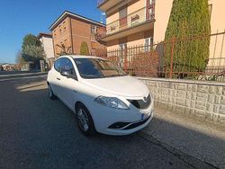 Bianco Usata 2017 Lancia Ypsilon Gold Due volumi | 7250 € (Ottimo prezzo)