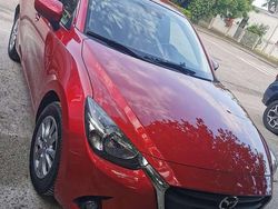 Rosso Usata 2017 Mazda 2 Evolve Due volumi | 10.500 € (Buon prezzo)