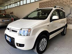 Bianco Usata 2012 Fiat Panda 4x4 Climbing Due volumi | 5490 € (Buon prezzo)
