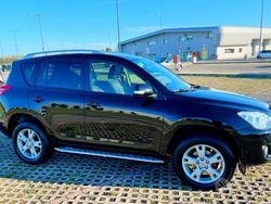Usata 2010 Toyota RAV4 SUV | 6400 € (Buon prezzo)