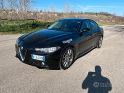 Blu Usata 2016 Alfa Romeo Giulia Super Tre volumi | 15.900 € (Cara)