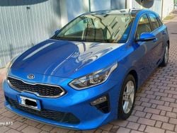 Blu/azzurro Usata 2019 Kia Ceed Due volumi | 12.000 € (Cara)