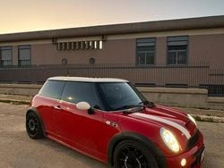 Rosso Usata 2004 Mini Cooper S Due volumi | 11.000 € (Buon prezzo)