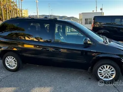Usata 2005 Chrysler Voyager Monovolume | 640 € (Super prezzo)
