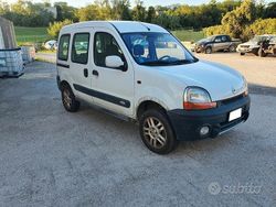 Bianco Usata 2003 Renault Kangoo Monovolume | 4999 € (Molto cara)