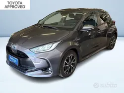 Grigio scuro metallizzato Usata 2021 Toyota Yaris Hybrid Trend Tre volumi | 16.900 € (Buon prezzo)