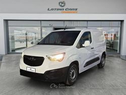 Bianco Usata 2021 Opel Combo Tre volumi | 9990 € (Ottimo prezzo)