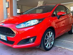 Marrone Usata 2017 Ford Fiesta Due volumi | 8200 € (Buon prezzo)