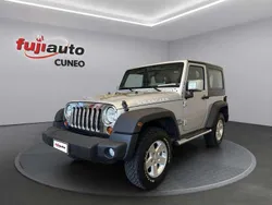 Grigio Usata 2011 Jeep Wrangler Sport SUV | 24.400 € (Buon prezzo)