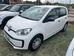 Bianco Usata 2018 VW up! Due volumi | 7800 € (Cara)