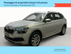 Argento brillante metallizzato Usata 2022 Skoda Kamiq Style SUV | 19.900 € (Ottimo prezzo)