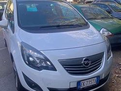 Bianco Usata 2011 Opel Meriva Monovolume | 2500 € (Ottimo prezzo)
