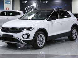 Pure white Usata 2025 VW T-Roc Edition SUV | 24.900 € (Buon prezzo)