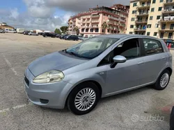 Usata 2008 Fiat Grande Punto Due volumi | 3400 € (Buon prezzo)