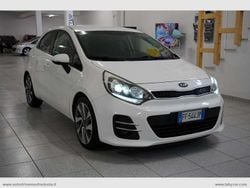 Bianco Usata 2016 Kia Rio Active Tre volumi | 7900 € (Buon prezzo)