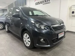 Grigio Usata 2018 Peugeot 108 Active Due volumi | 8900 € (Buon prezzo)