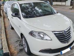 Bianco Usata 2014 Lancia Ypsilon S Due volumi | 6500 € (Buon prezzo)