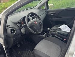 Grigio Usata 2015 Fiat Grande Punto Due volumi | 3400 €