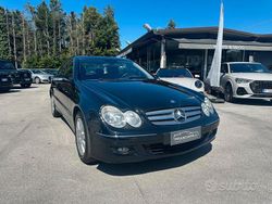 Nero Usata 2006 Mercedes CLK220 Elegance Coupé | 8900 € (Buon prezzo)