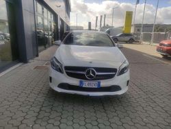 Bianco Usata 2017 Mercedes A180 Executive Tre volumi | 14.490 € (Buon prezzo)