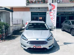 Grigio Usata 2017 Ford Focus S Station wagon | 3900 € (Super prezzo)