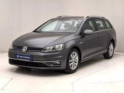 Grigio Usata 2020 VW Golf VIII Executive Station wagon | 16.900 € (Buon prezzo)