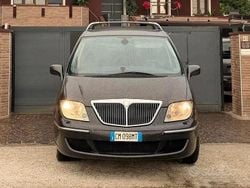 Grigio Usata 2004 Lancia Phedra Monovolume | 3500 €