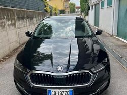 Nero Usata 2020 Skoda Octavia G-TEC Tre volumi | 16.500 €