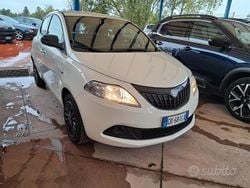 Bianco Usata 2023 Lancia Ypsilon Silver Due volumi | 13.500 € (Buon prezzo)